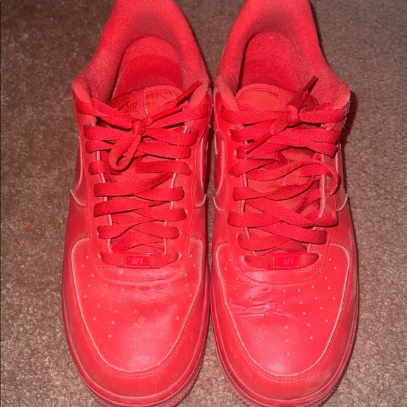 All red Air Force ones - Picture 2 of 4